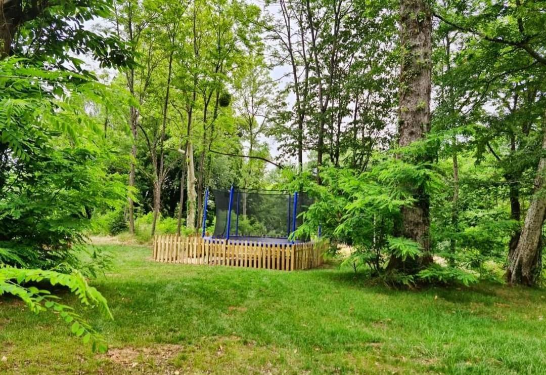 Gites Du Domaine De La Gauderie Sanilhac  Kültér fotó
